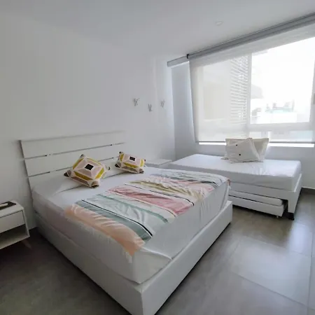 Di Primera Línea De Playa Apartamento Cartagena