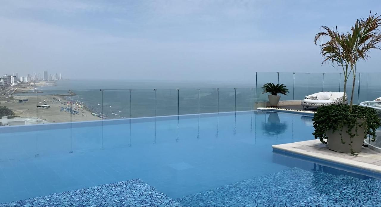 Di Primera Línea De Playa