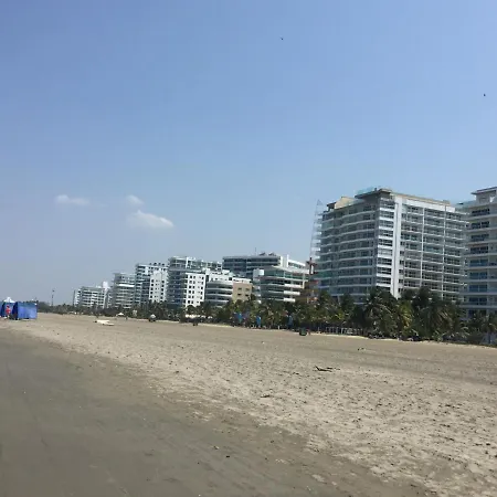 Di Primera Línea De Playa Cartagena
