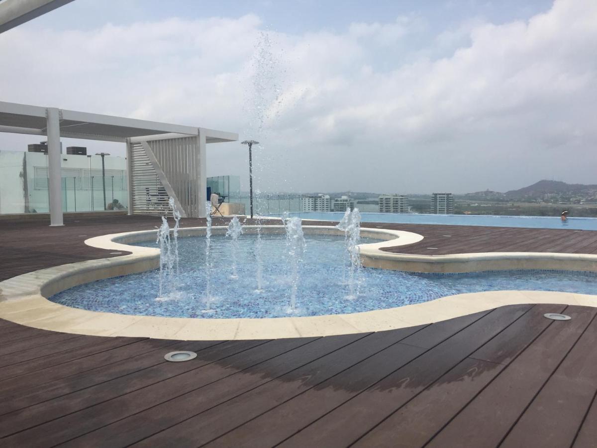 Di Primera Linea De Playa Apartment Cartagena